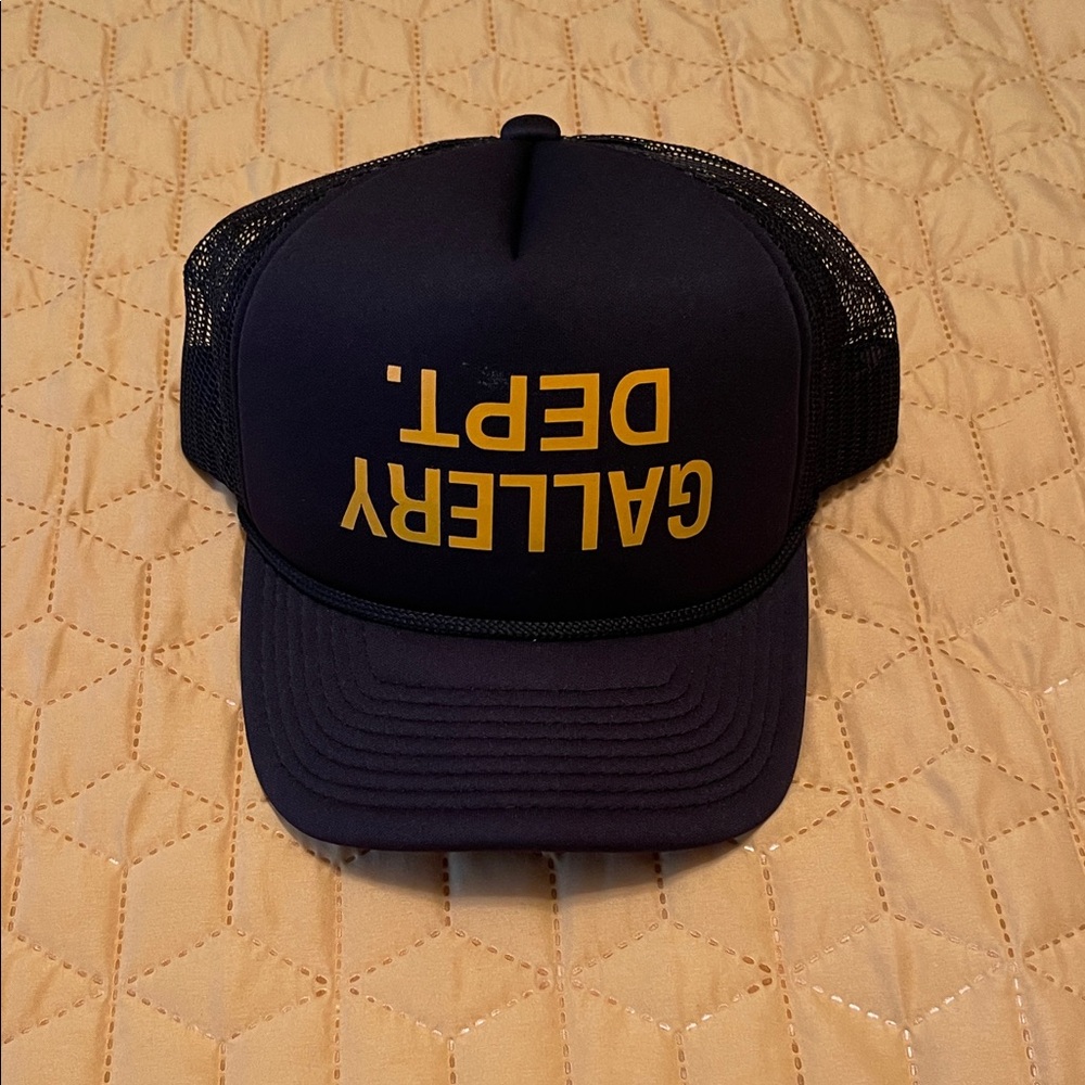 Gallery Dept “Fucked up” Trucker Hat Black 🔥🔥🔥🔥🔥